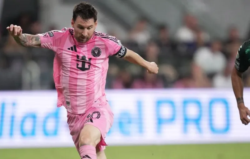 Messi Tolak Tawaran 1,4 Miliar Euro dari Al-Ittihad, Pilih Inter Miami