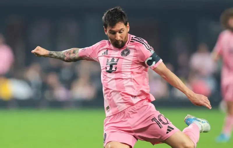 Lionel Messi Masuk Daftar Nominasi Ballon d'Or 2026