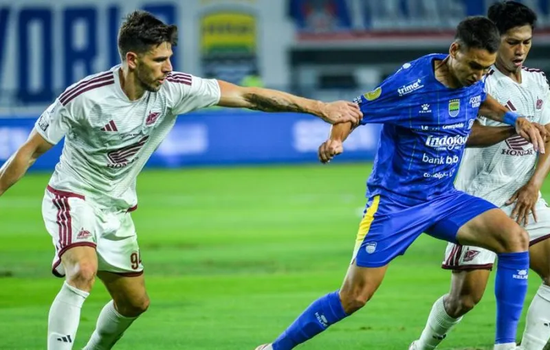 PSM Makassar Tanpa Lars Veldwijk dan Sergio Aguero Hadapi Arema FC
