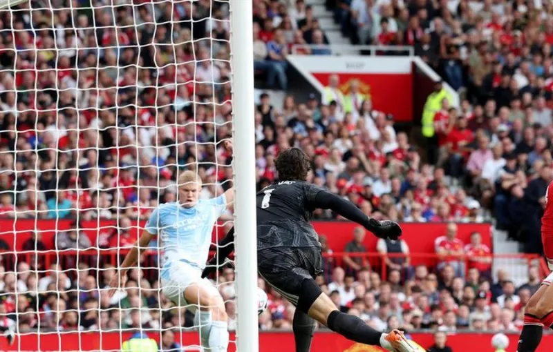 Premier League Jelaskan Keputusan Gol Haaland yang Kontroversial dalam Laga Manchester City vs Manchester United