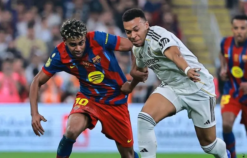Yamal Percaya Diri Menangkan Ballon d'Or, Mengakui Kehebatan Mbappe
