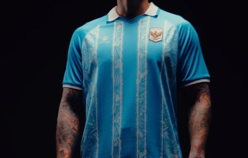 Jersey Ketiga Timnas Indonesia Diluncurkan Kelme dengan Dominasi Biru Terang