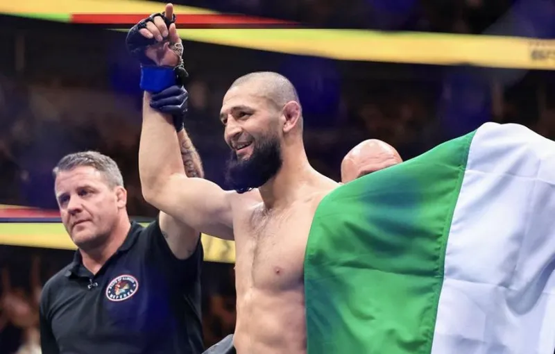 Khamzat Chimaev Kalahkan Gilbert Burns di Kompetisi Gulat Real American Freestyle 13