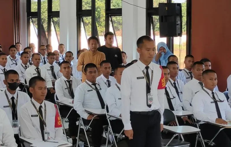 Kemenkop Jelaskan Alasan Sebagian Manajer Kopdes Bertugas Jauh dari Domisili