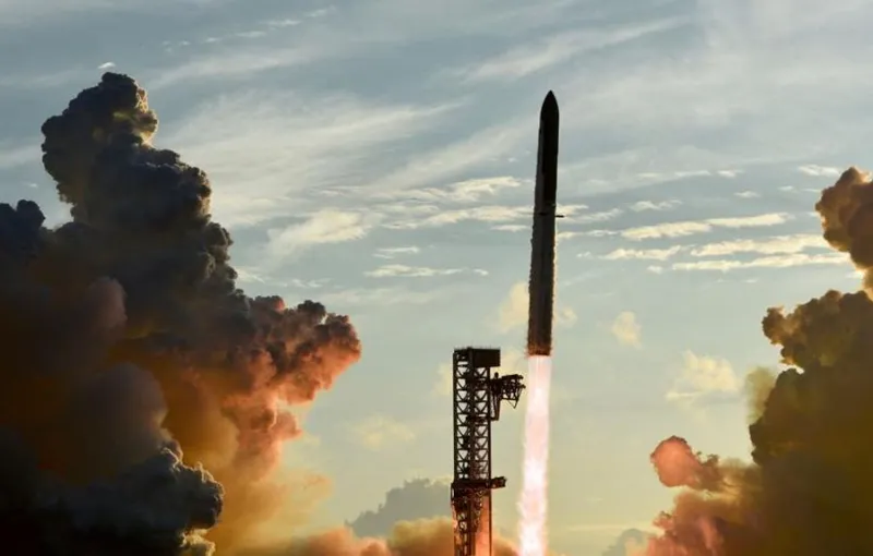 Starship Capai Orbit dan Lepaskan 26 Satelit Starlink