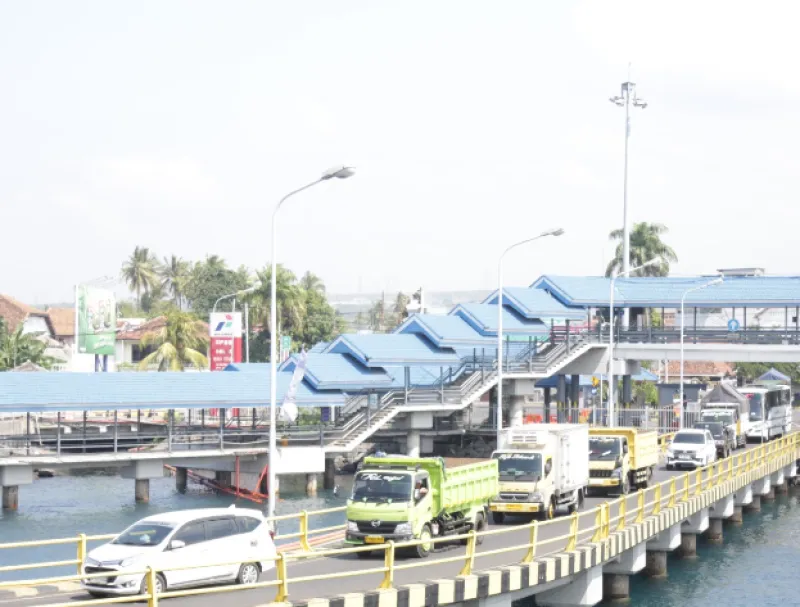 ASDP Tingkatkan Operasi untuk Mengurai Antrean Truk Ketapang–Gilimanuk