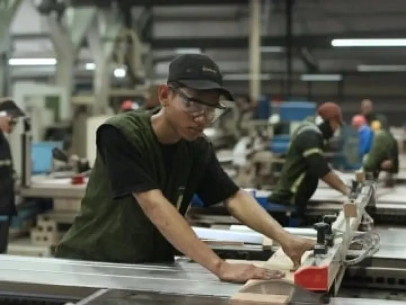 PMI Manufaktur September Naik ke 52,4, Industri Kembali Ekspansif