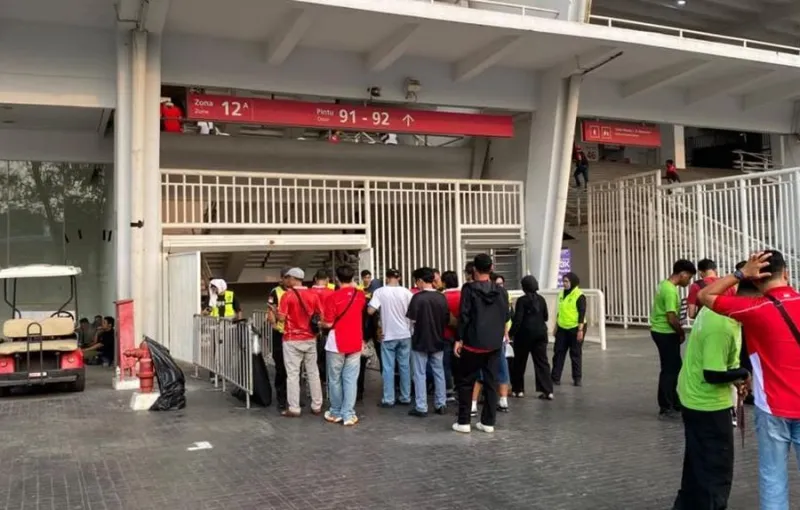 Suporter Indonesia dan Thailand Mulai Berdatangan ke SUGBK