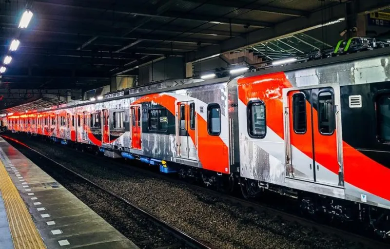 Tujuh Trainset KRL INKA Kembali Melayani Bogor Line