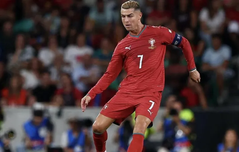Stefan Effenberg Nilai Cristiano Ronaldo Sebaiknya Pensiun