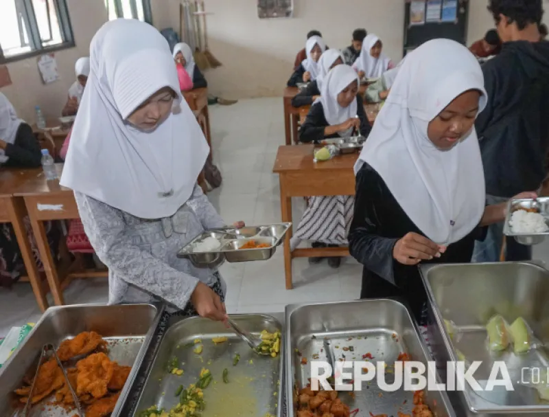 Realisasi Anggaran MBG Capai Rp 153,2 Triliun hingga September 2026