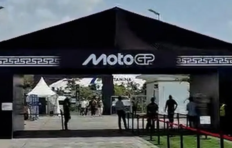 Paddock Mandalika Ramai Penggemar Jelang Sprint Race