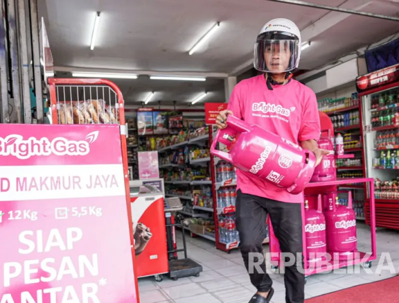 Pertamina Salurkan 125 Tabung Bright Gas untuk UMKM di MotoGP Mandalika