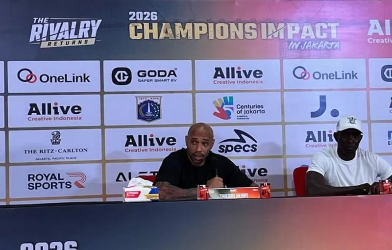 Henry Absen Bermain di GBK karena Cedera Hamstring