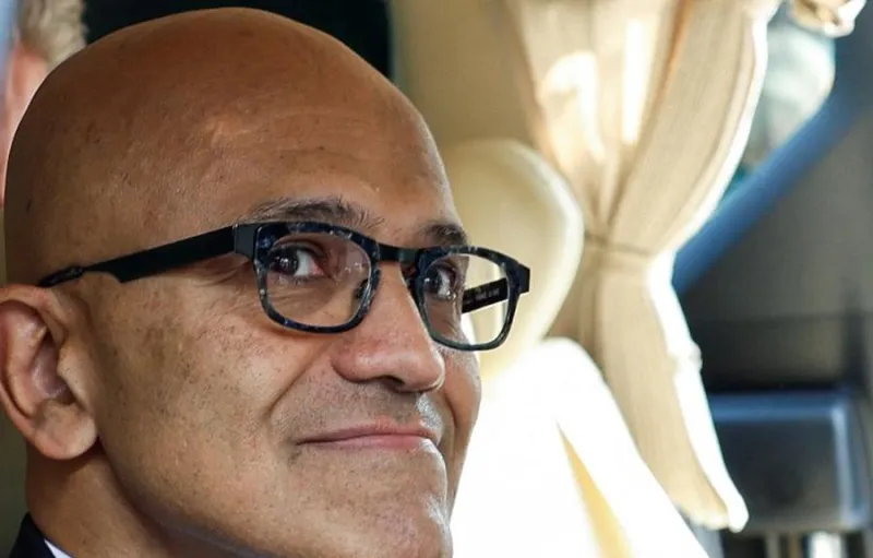 Satya Nadella Nilai AI Canggih Perlu Pembatasan dan Rem Darurat