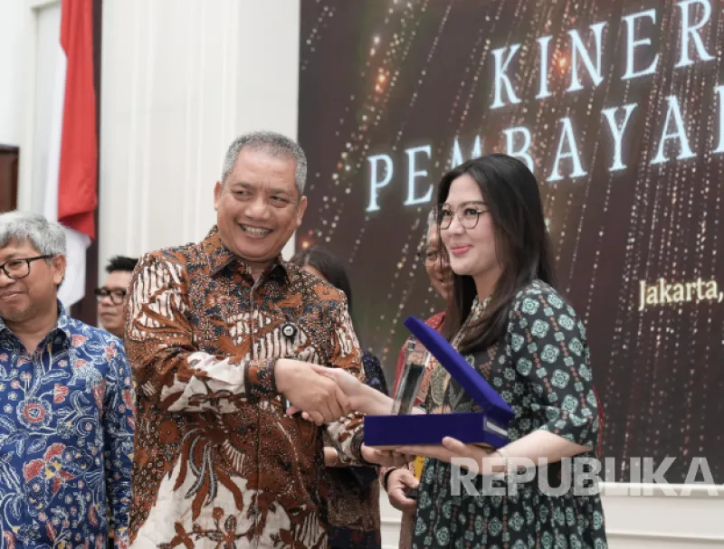 Bank Mandiri Taspen Raih Dua Penghargaan Kinerja Pembayaran Pensiun