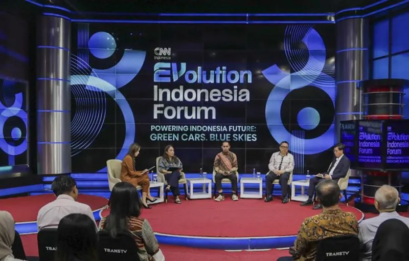 Kendaraan Listrik dan Dekarbonisasi Jadi Bagian Transisi Industri Hijau