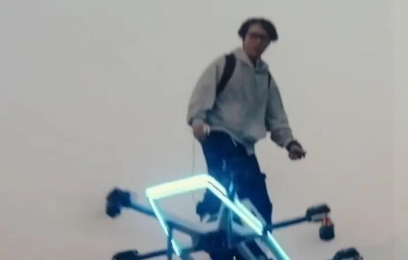Kreator China Uji Hoverboard Terinspirasi Green Goblin