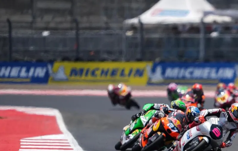 Hujan Deras Tunda Moto3 Australia 2026 Selama Dua Jam